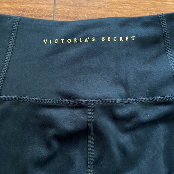 Black Victoria Secret leggings - Picture 3 of 7